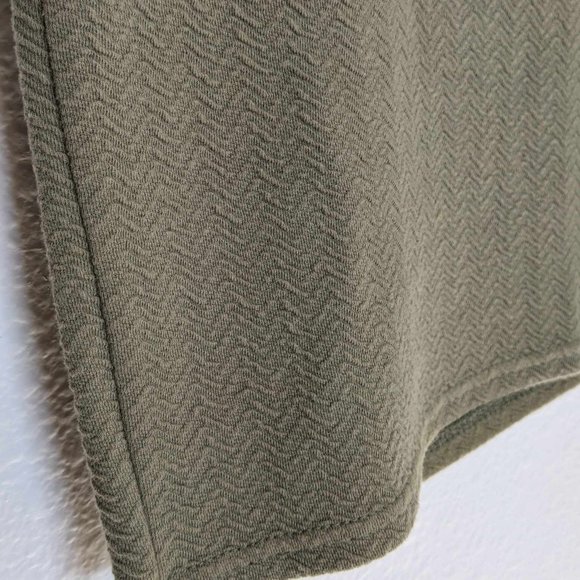 Roxy Light Olive Green Midi Skirt. M - Picture 3 of 6